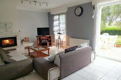 Bretonisches Ferienhaus in ruhiger Lage mit K...