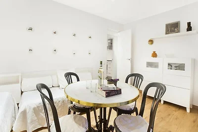 Appartement met uitzicht op de bergen in...