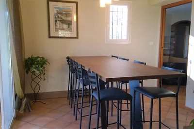 Villa lussureggiante con piscina privata