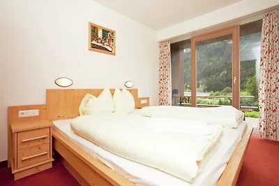 Gemütliches Ferienhaus in Königsleiten mit...