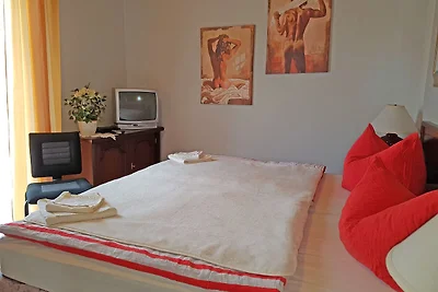Reizendes Ferienhaus mit Swimmingpool Nähe...