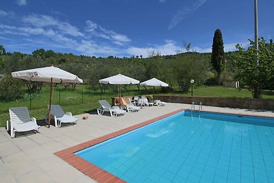Acogedora Casa rural con piscina en Toscana