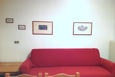 Grazioso chalet a Pozza di Fassa con giardino