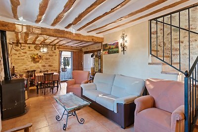 Cottage ad Alcaraz con piscina in comune