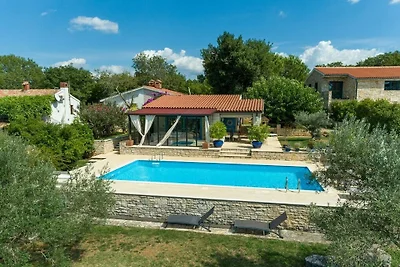 Villa in Baderna met zwembad