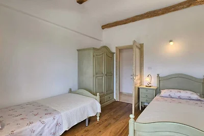 Authentic Villa Banić - Four Bedroom Villa Wi...