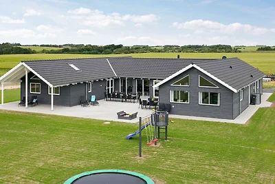 24 Personen Ferienhaus in Spøttrup