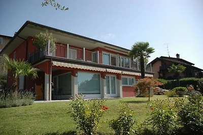 Favolosa villa a Barasso vicino al lago