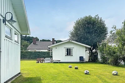 4 Personen Ferienhaus in Ljungskile
