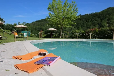 Gemütliches Landhaus in Apecchio mit Pool
