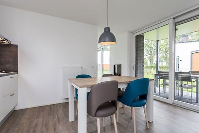 Villa met med kinderkamer in Limburg