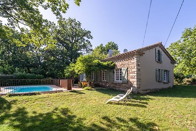 Schönes Haus mit Garten in Aude