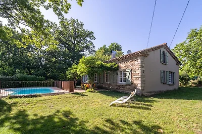 Schönes Haus mit Garten in Aude
