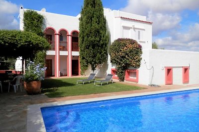 Villa exclusiva Ibiza con jardín y piscina...