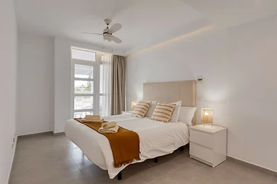 Apartment mit privater Terrasse und Meerblick