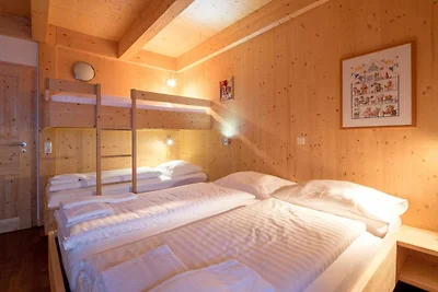Ruim chalet met infraroodsauna