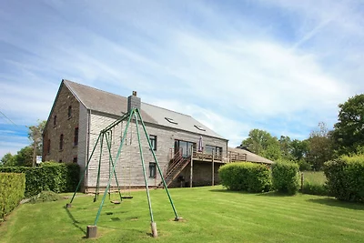 Atemberaubendes Ferienhaus mit Terrasse in...