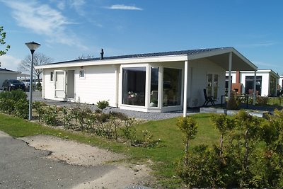 Chalet met magnetron bij de Brunssummerheide