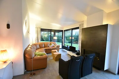 Villa in Kamperland mit Garten