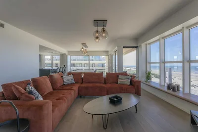 Wohnung mit Panoramablick auf das Meer in De...