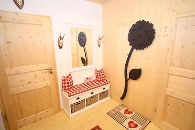 Chalet in Hohentauern mit Hot Tub und Sauna