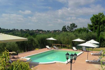 Tranquilla casa vacanze a Selci con piscina