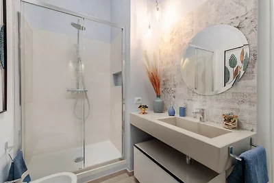 Modernes Apartment am Strand in Viareggio
