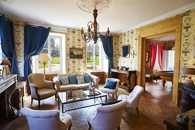Schloss mit Terrasse in Asnières