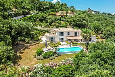 Vakantiehuis in Grimaud met zwembad
