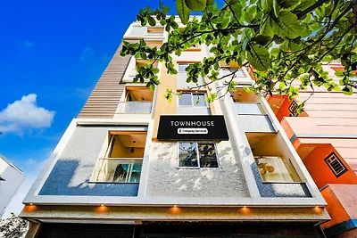 Super Townhouse Marathahalli