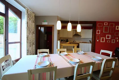 Traumhaftes Ferienhaus in Jehonville mit...