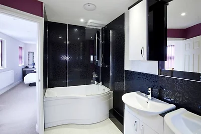 Duplex sul mare con spa e giardino a Caister
