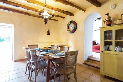 Ruhige Villa mit eigenem Swimmingpool auf...