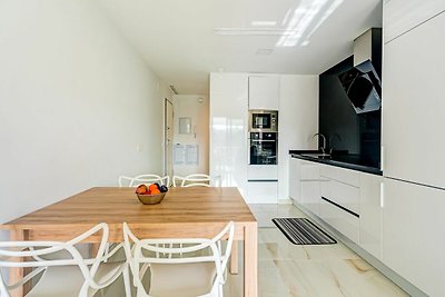 Luxusapartment in Orihuela Costa mit Balkon