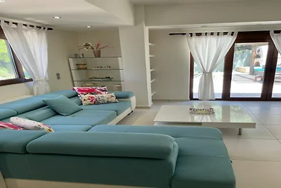 Villa - eingezäunt Pura Vida