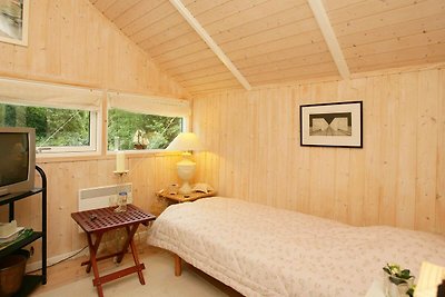 Ruhiges Ferienhaus in Dronningmølle mit Sauna