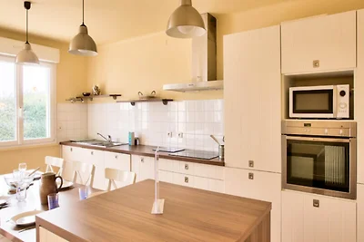 Haus in Penmarch mit Pool und Garten