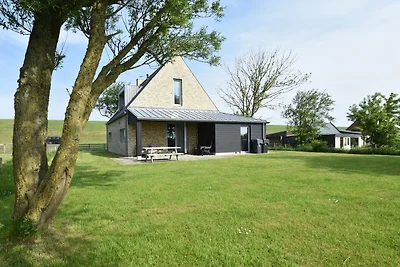 Denkmalgeschützte Villa in Tzummarum mit...