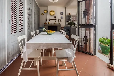 Charmantes Ferienhaus mit Terrasse