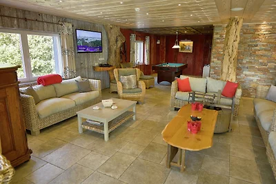 Gemütliches Chalet in Stoumont mit Hallenbad ...