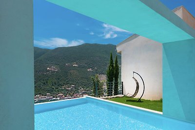 Moderne Villa in Sivota mit eigenem Pool