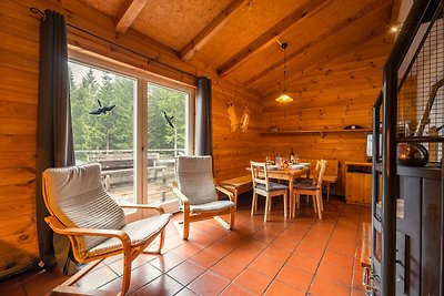 Ruhiges Ferienhaus inmitten der Berge in Pack...