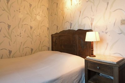 Gemütliches Ferienhaus in Montcléra mit grüne...