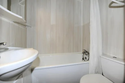 Monolocale confortevole · Accesso diretto all...