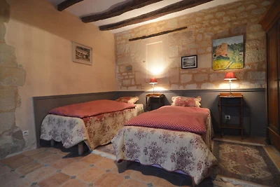 Ferienhaus am Waldrand in Lerné