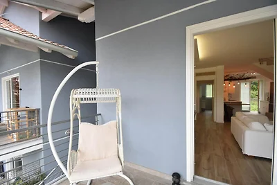 Wohnung in der Nähe des Sees in Meina
