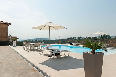 Einladende Villa in Pescara mit privatem Pool