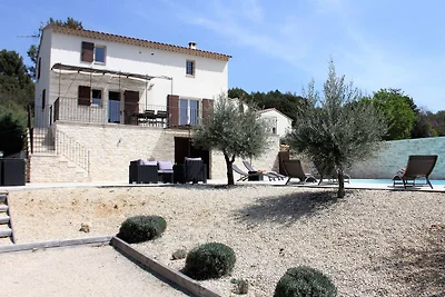 Herrliche Villa mit privatem Pool