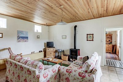 Traditional house,Fishing,walking,30km from...
