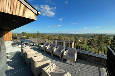 Luxuriöses Ferienhaus mit Innenpool